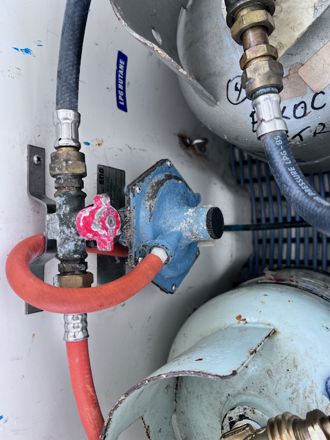 Gas fittings