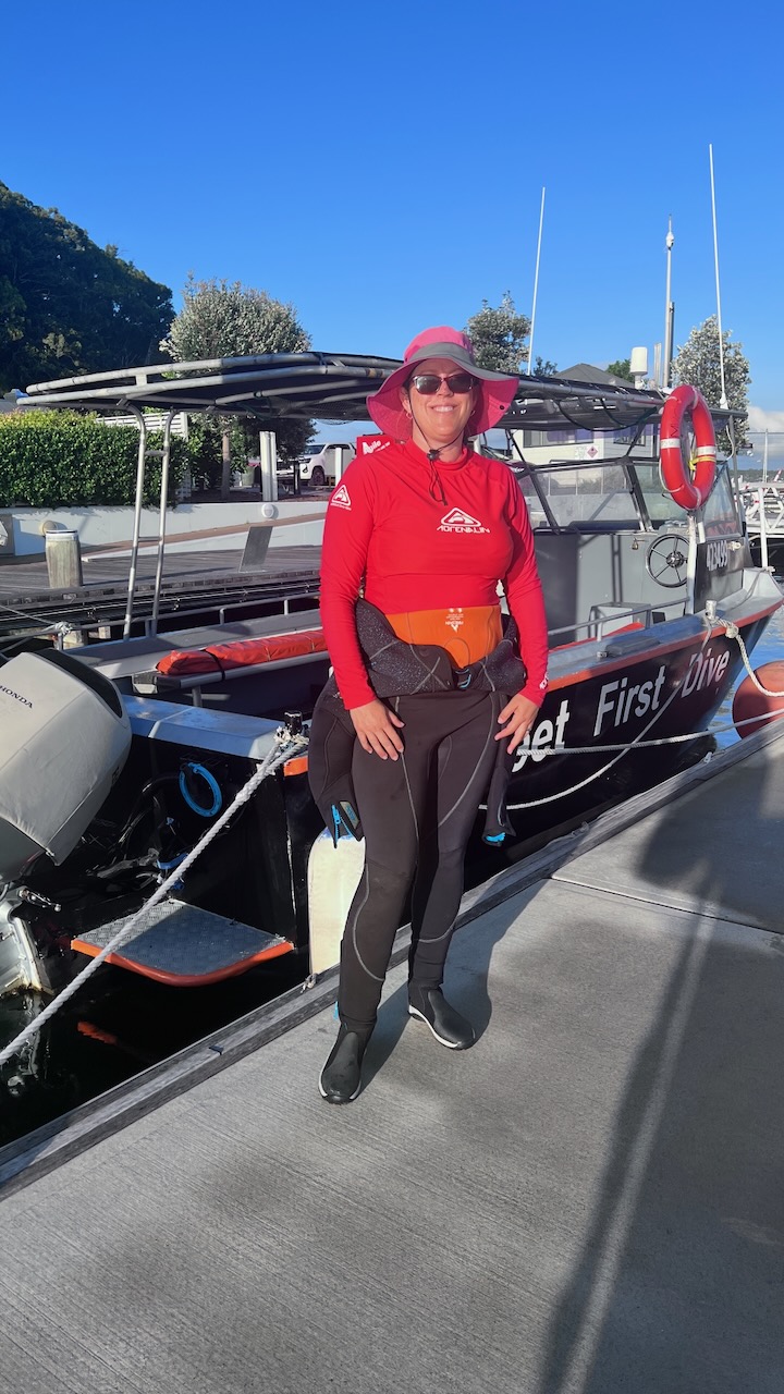 Ready to go see diving.. cold, green, rocks, urchins... 