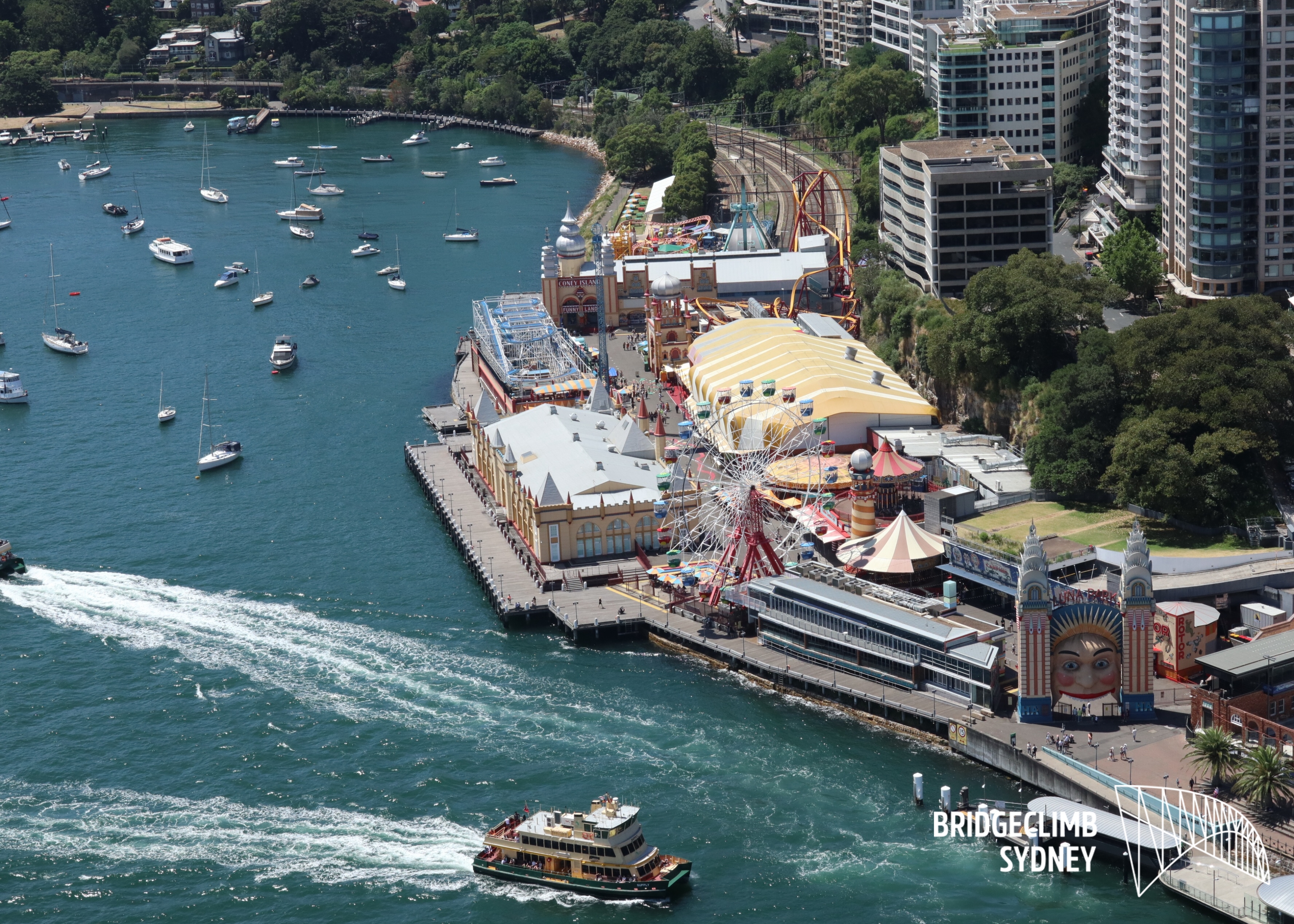 Great view of Luna Park that we'd been to a few days ago