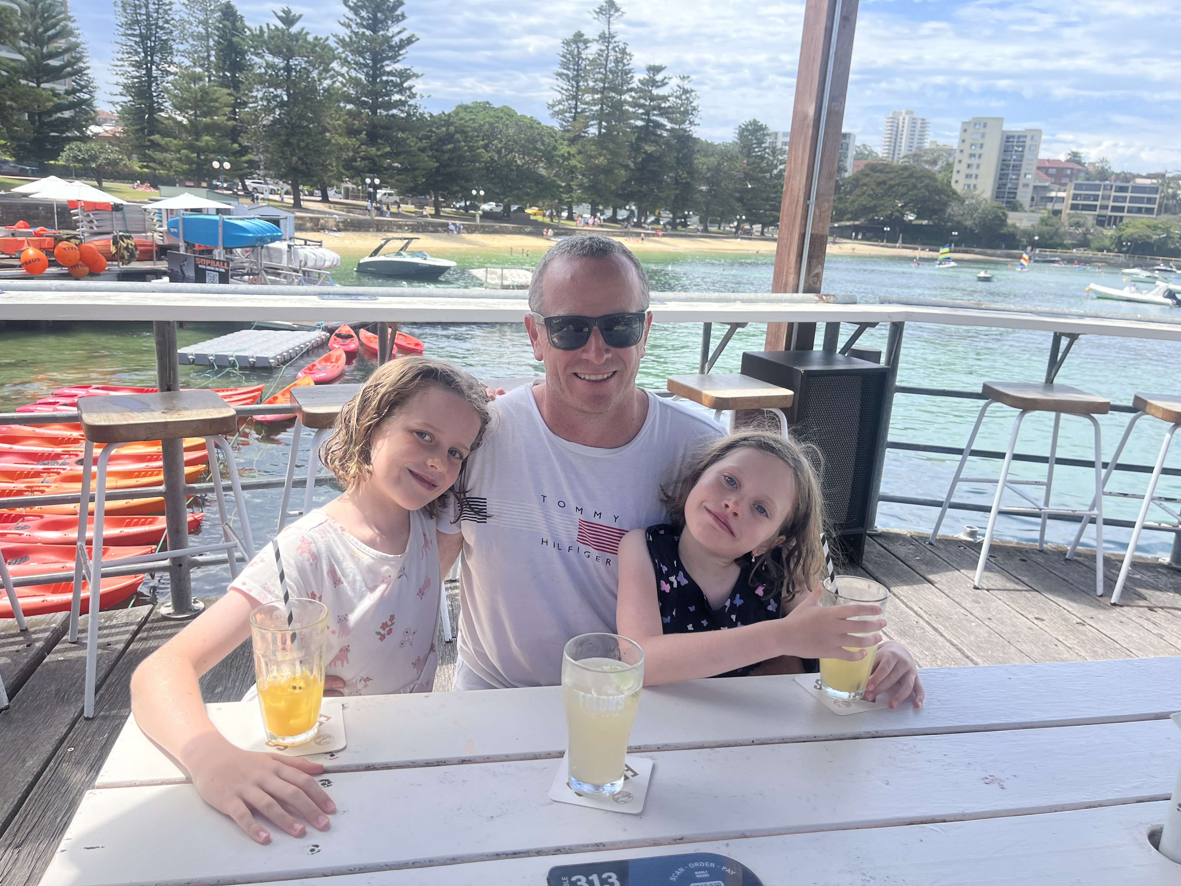 Lunch at Fellons