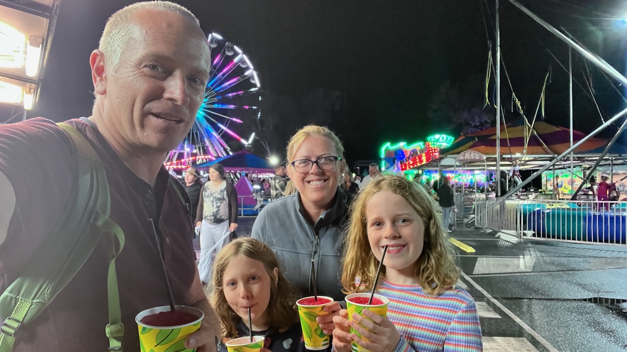 Slushies for all.. just what you need on a cold wet night.. none of them got finished!