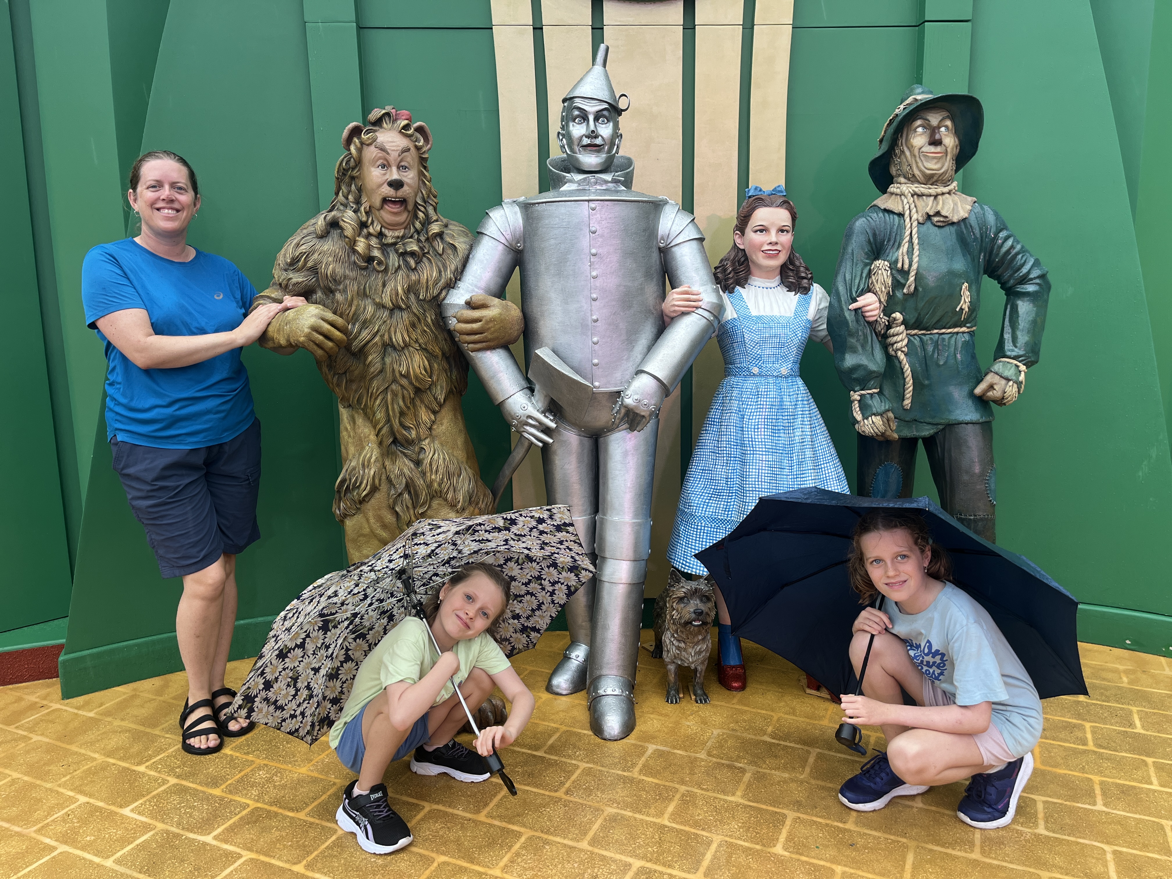 Move Movie World fun