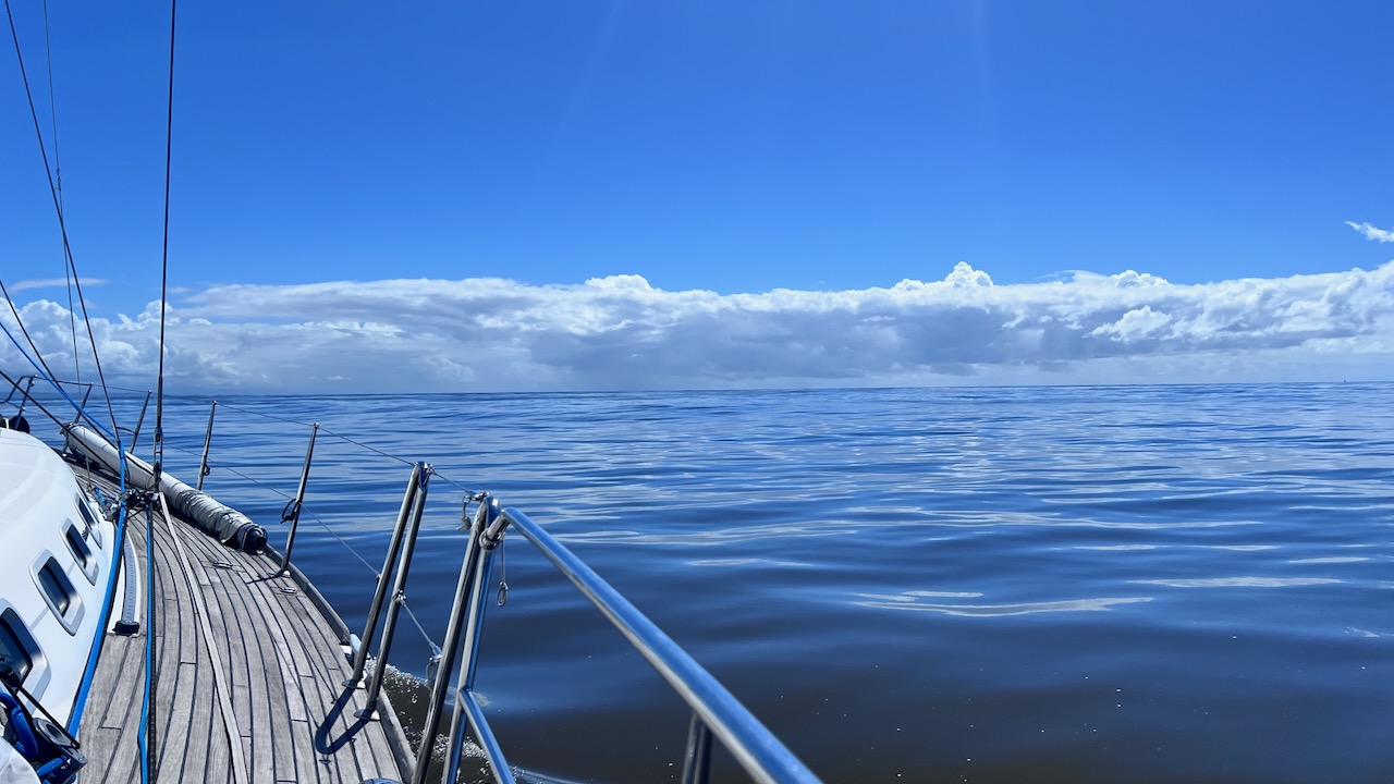 Calm seas, no wind