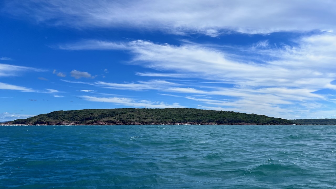 Sailed past Bustard Head lighthouse.