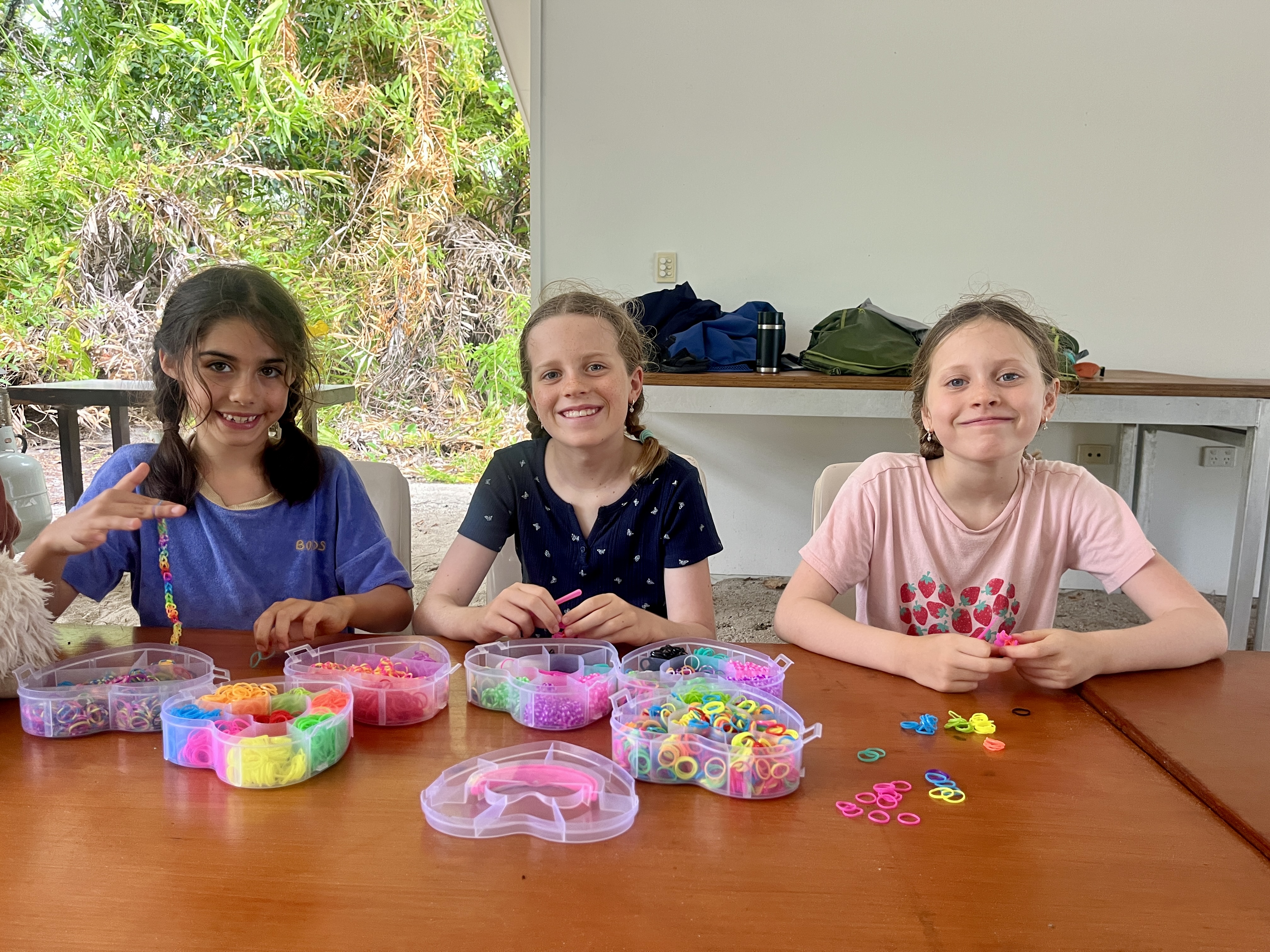 The girls packed their loom bands for the afternoon