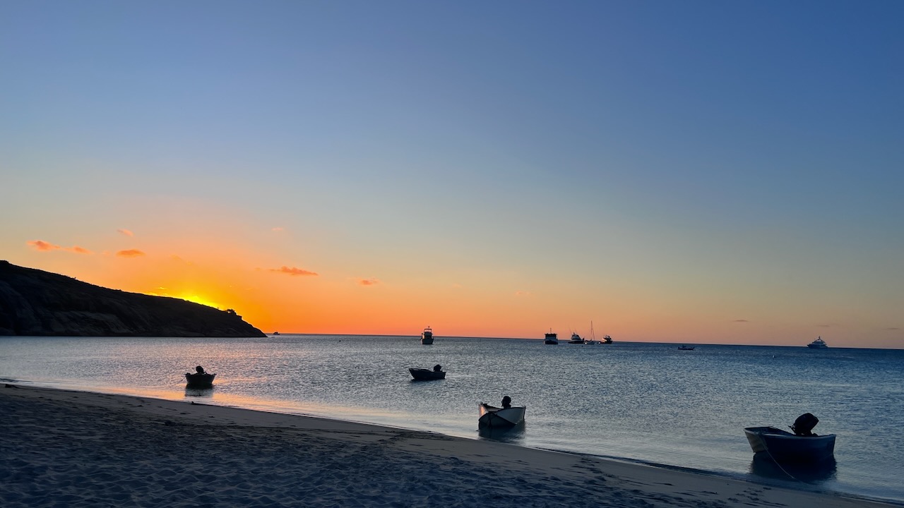 Our last sunset (drinks) at Lizard :(